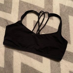 Lululemon Free to Be bra